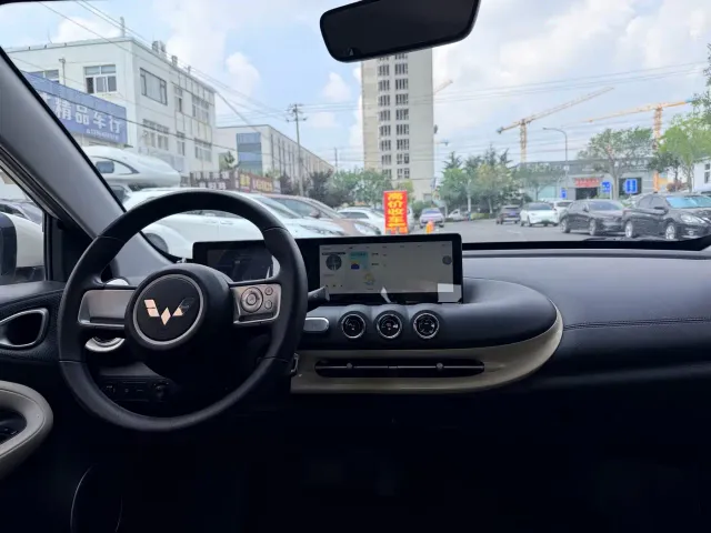 Wuling Bingo — Фото автомобиля 10