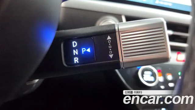 Hyundai Sonata — Фото автомобиля 12