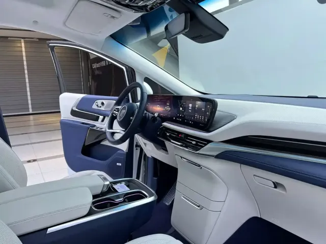 Buick Century 2023 2.0T 6-Seat World Edition — Фото автомобиля 7