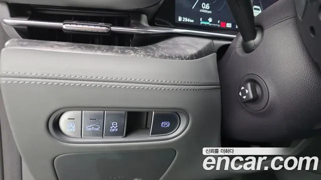 Genesis G90 — Фото автомобиля 13