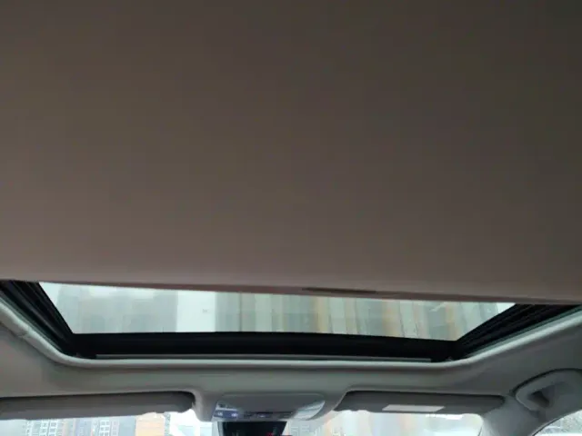Toyota RAV4 — Фото автомобиля 14
