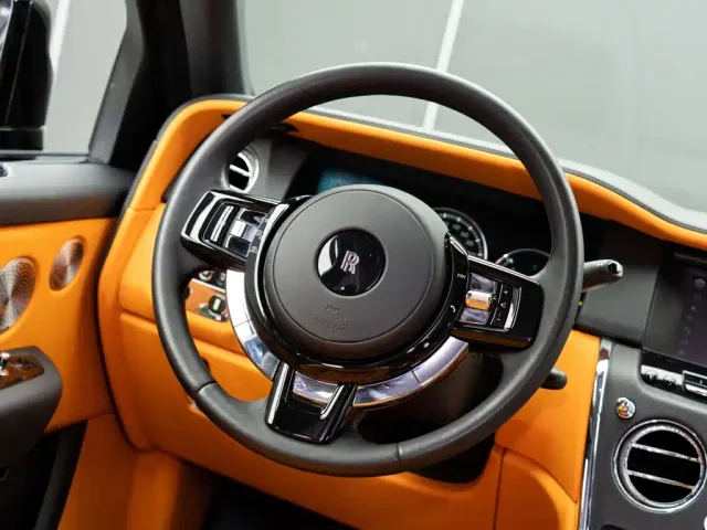 Rolls-Royce Cullinan — Фото автомобиля 22