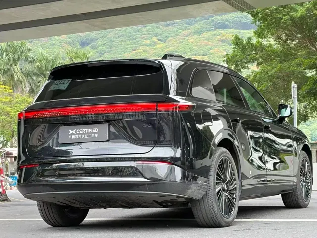 Xpeng G9 — Фото автомобиля 9