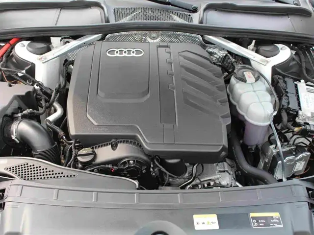 Audi A4L — Фото автомобиля 15