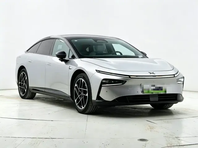 Xpeng P7+ — Фото автомобиля 2