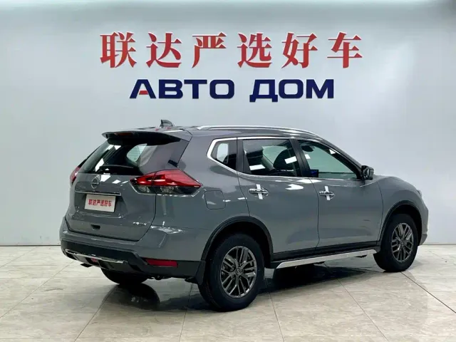 Nissan X-Trail — Фото автомобиля 7