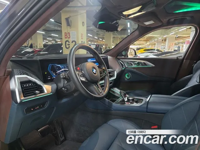 BMW XM — Фото автомобиля 16