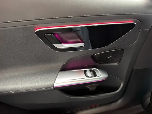 Mercedes-Benz C-Class — Фото автомобиля 9
