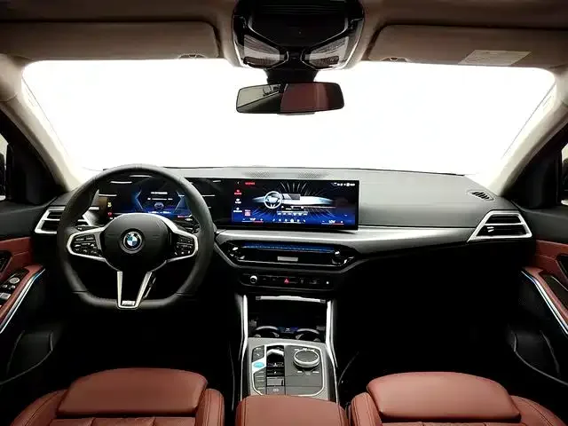 BMW BMW i3 2025 eDrive 35 L — Фото автомобиля 9