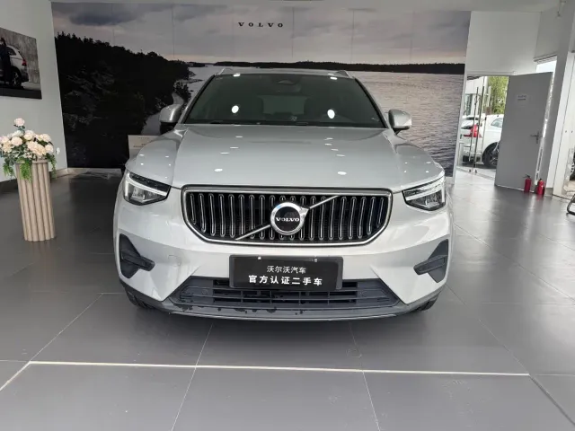 Volvo XC40 — Фото автомобиля 19