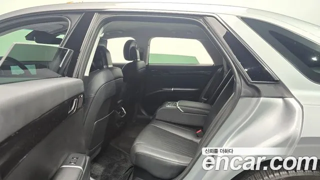 Hyundai Grandeur — Фото автомобиля 11