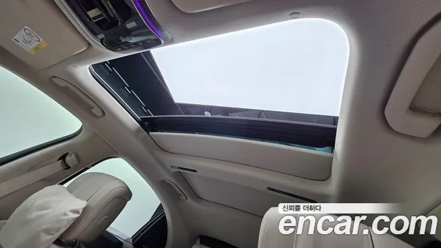 Mercedes-Benz S-Class — Фото автомобиля 18