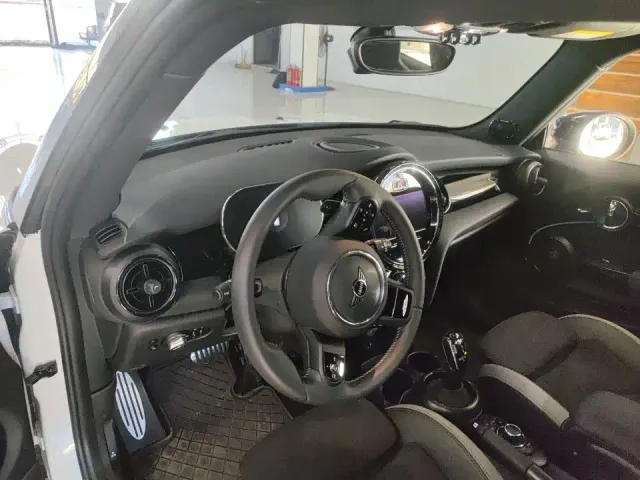 MINI Hatch — Фото автомобиля 5