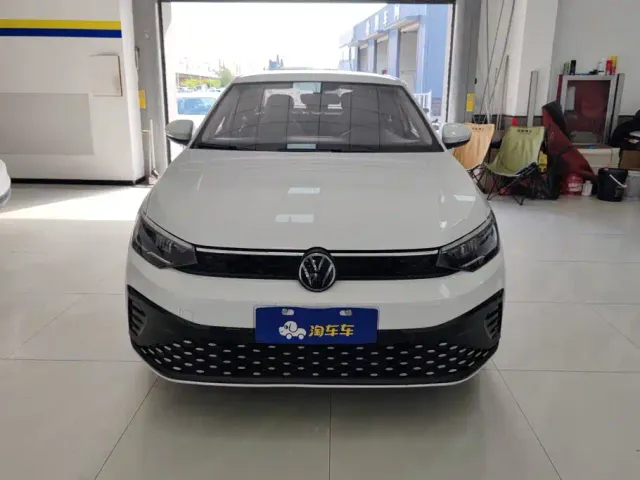 Volkswagen Lavida — Фото автомобиля 2
