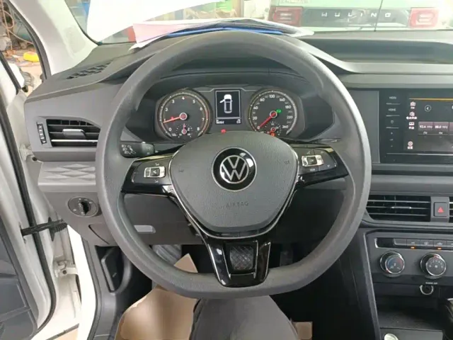 Volkswagen Tharu — Фото автомобиля 10