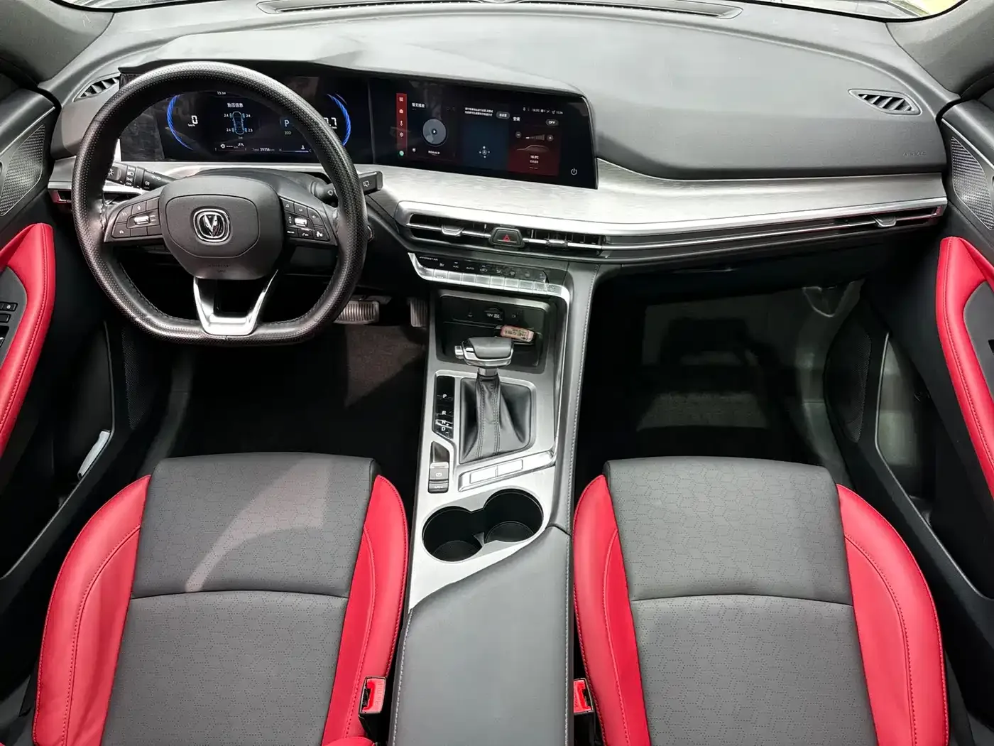 Changan Changan CS35 PLUS 2022 Model Blue Whale NE 1.4T DCT Premium — Фото автомобиля 10