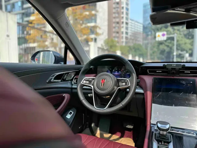 Hongqi H5 — Фото автомобиля 21