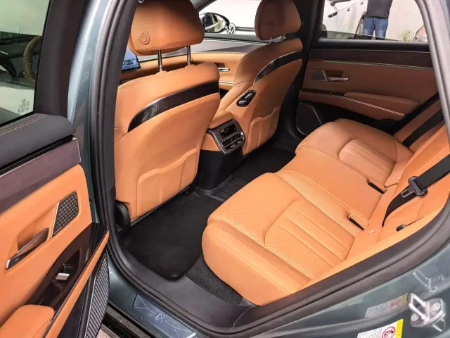 BYD Han L — Фото автомобиля 11
