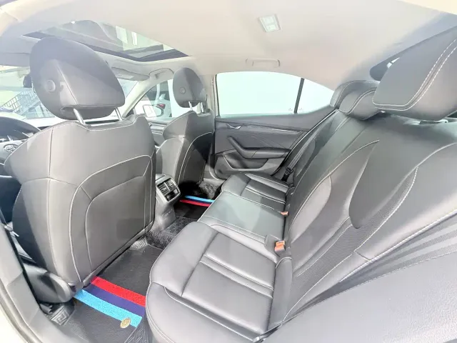 Skoda Octavia — Фото автомобиля 8