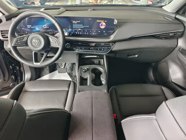Buick Envision Plus — Фото автомобиля 17