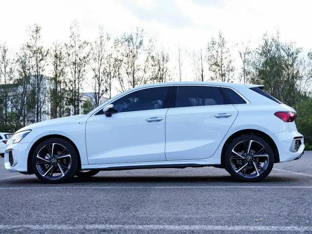 Audi A3 — Фото автомобиля 5