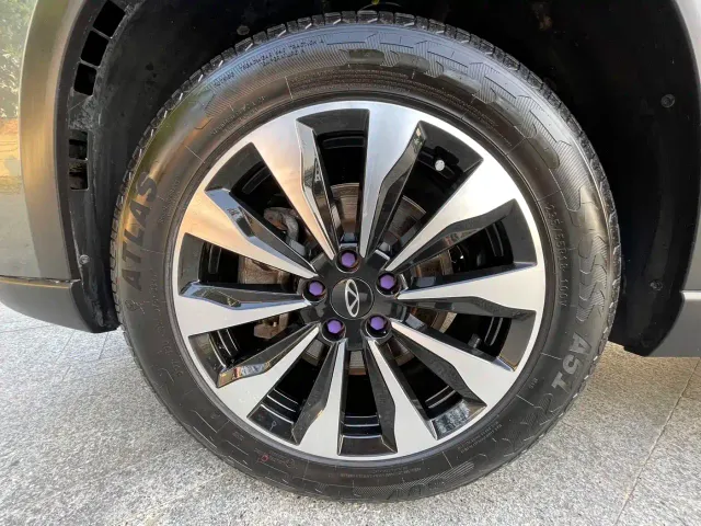 Chery Tiggo 8 PLUS — Фото автомобиля 18