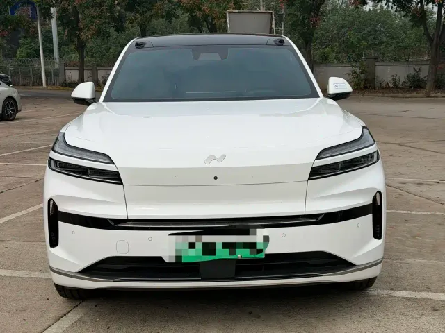Onvo L90 — Фото автомобиля 2