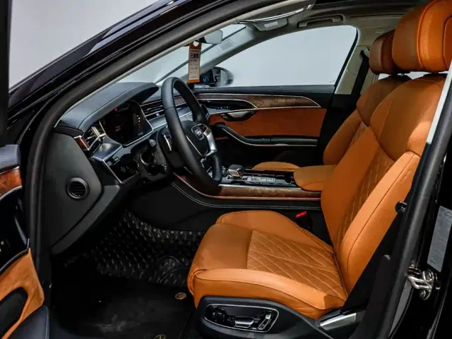Audi A8 — Фото автомобиля 9