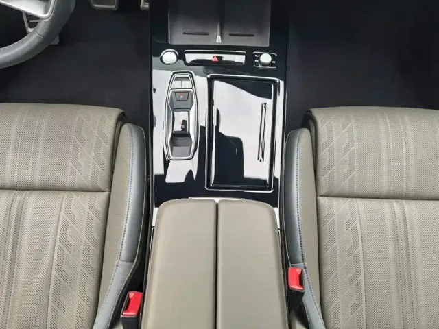 Audi A6L — Фото автомобиля 16