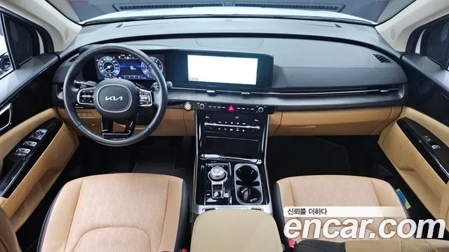 Kia Carnival Generation 4 — Фото автомобиля 10
