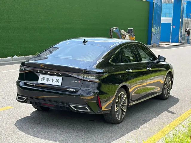Chery Arrizo 8 — Фото автомобиля 4