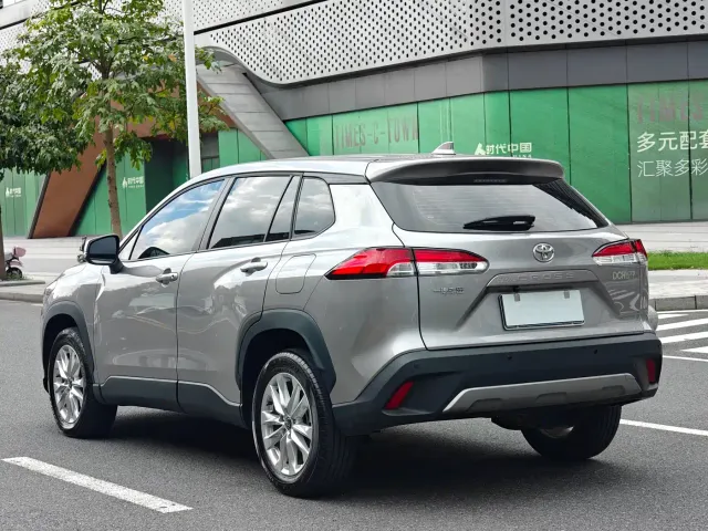 Toyota Corolla Cross — Фото автомобиля 7