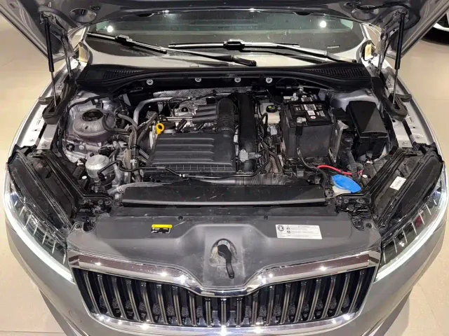 Skoda Superb — Фото автомобиля 20