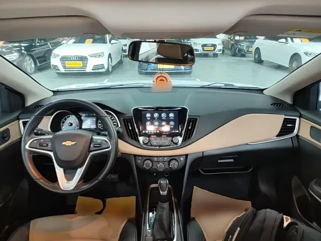 Chevrolet Monza 2022 320 Automatic Enjoyment Sunroof Edition — Фото автомобиля 9