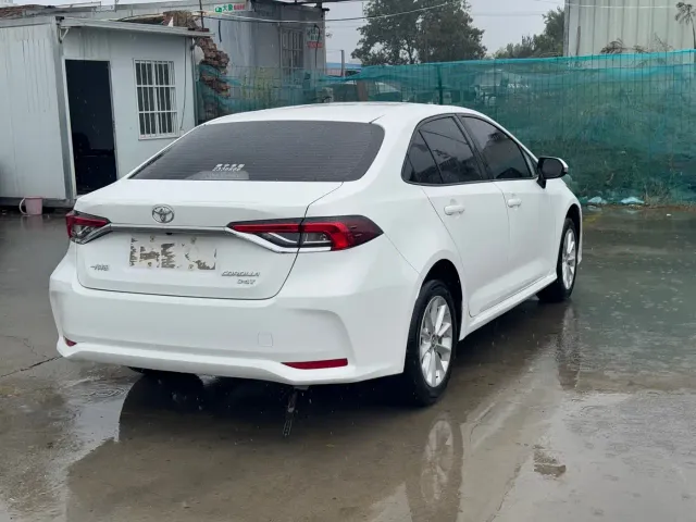 Toyota Corolla — Фото автомобиля 10
