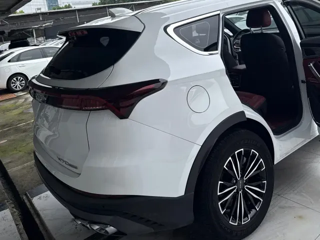 Jetour X70 Plus — Фото автомобиля 10
