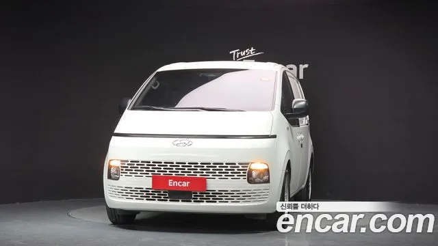 Hyundai Staria Staria Карго 3 места — Фото автомобиля 3