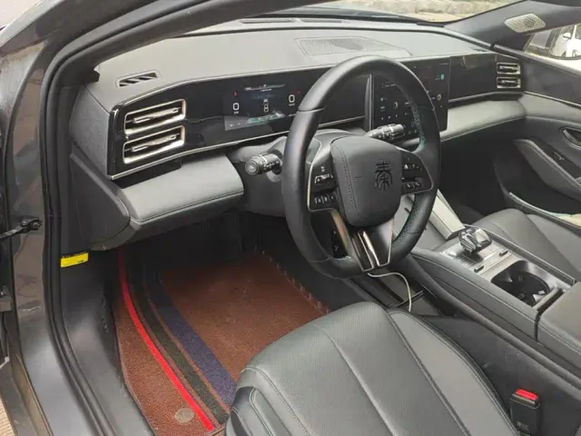 BYD Qin L — Фото автомобиля 12