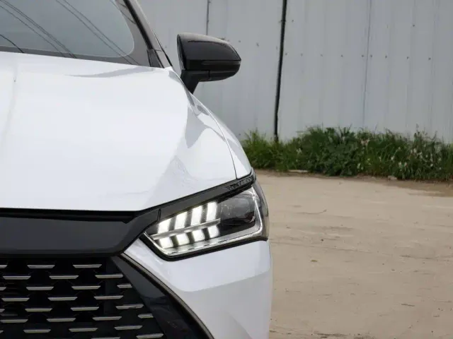 BYD Qin PLUS — Фото автомобиля 16