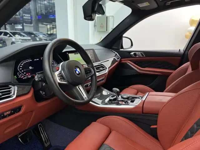 BMW X5 M — Фото автомобиля 28