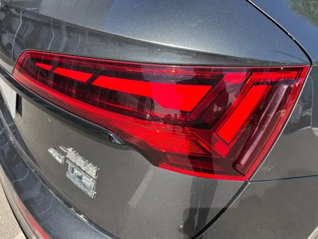 Audi Q5L — Фото автомобиля 11