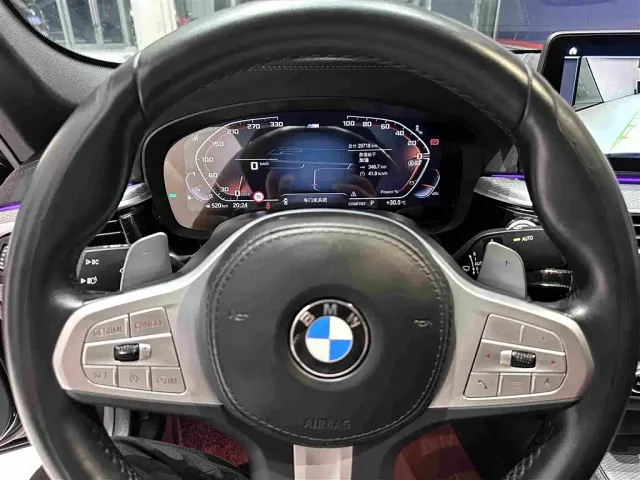 BMW 5 Series — Фото автомобиля 15