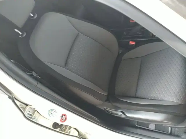 Honda Fit 2022 1.5L CVT Trend Sunroof Edition — Фото автомобиля 24