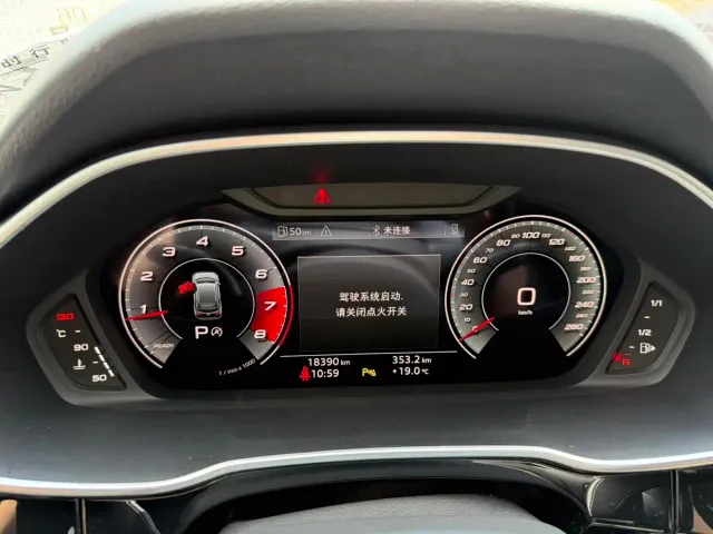 Audi Q3 — Фото автомобиля 20