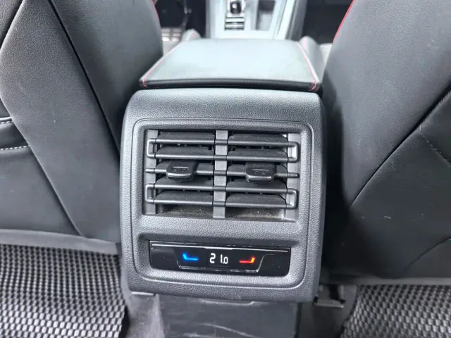 Volkswagen Golf GTI — Фото автомобиля 22
