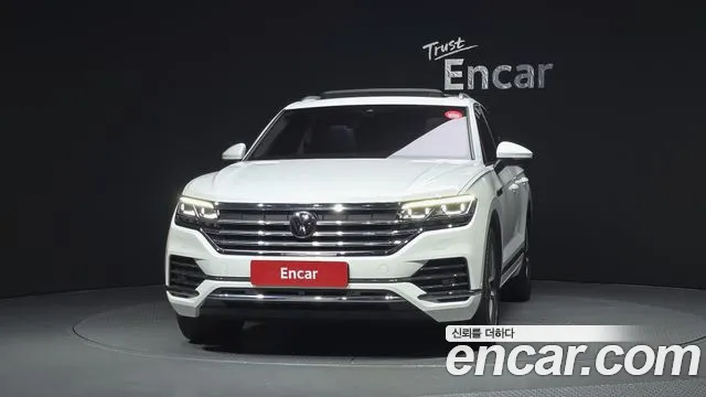 Volkswagen Touareg Touareg 3 поколение 3.0 TDI Prestige — Фото автомобиля 3