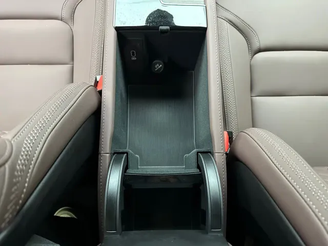 Volvo S90 — Фото автомобиля 28