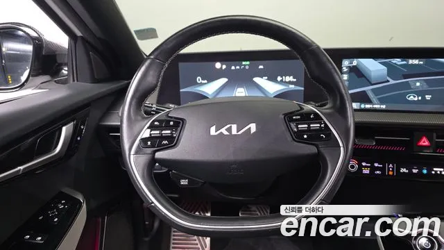 Kia EV6 — Фото автомобиля 19