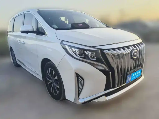 GAC Trumpchi M8 — Фото автомобиля 3