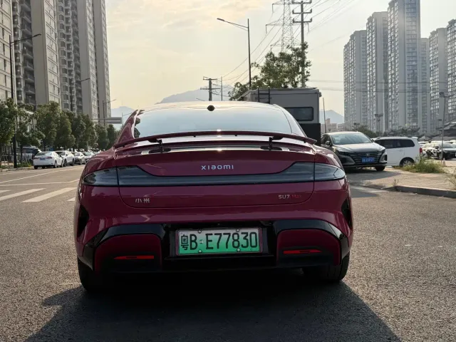 Xiaomi SU7 — Фото автомобиля 10